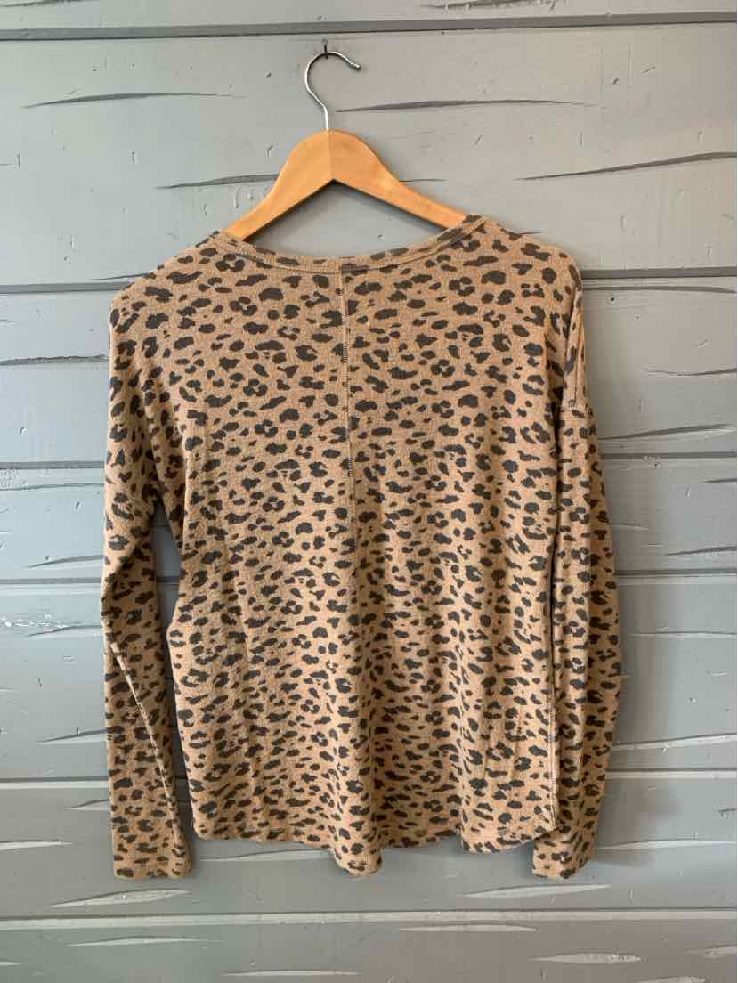 W ABERCROMBIE AND FITCH TAN Size SM T
