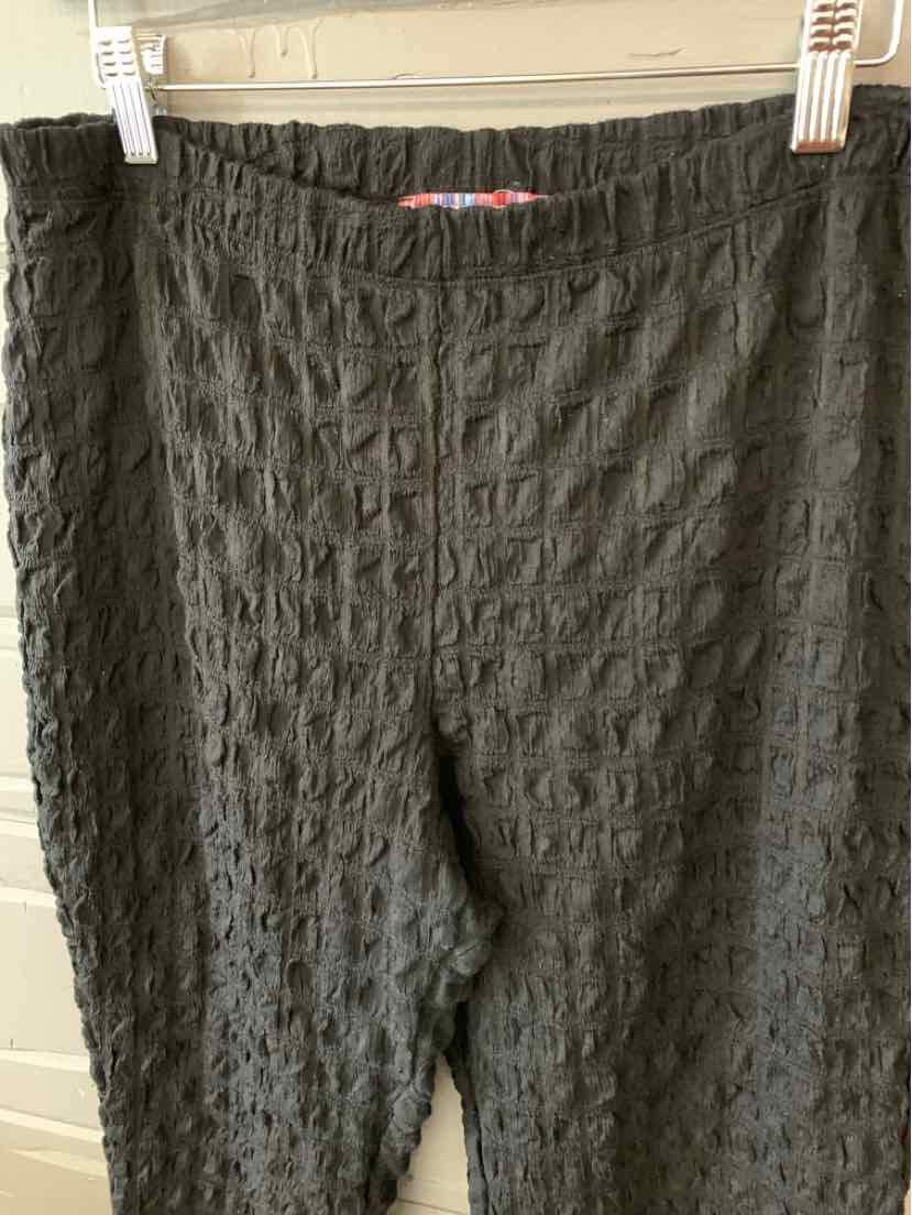 W URBAN OUTFITTERS BK Size LG P