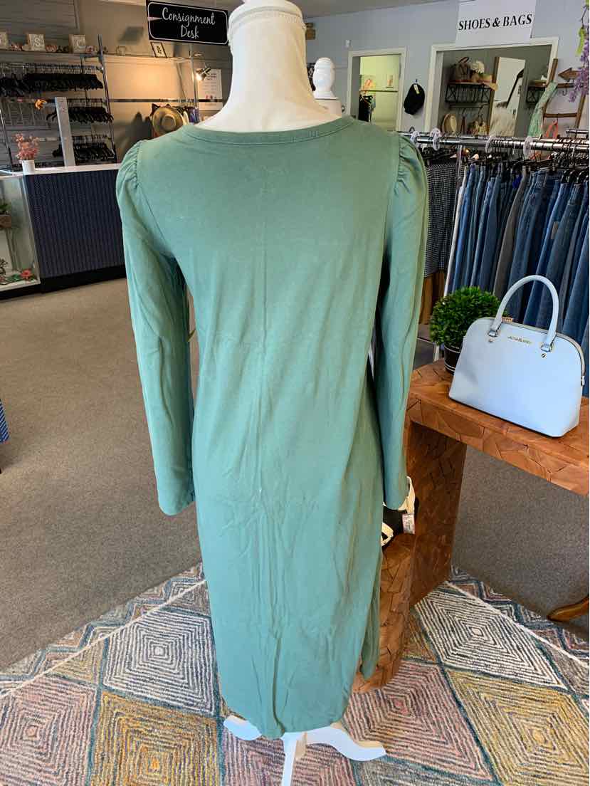 W UNIVERSAL THREAD GR Size SM DR