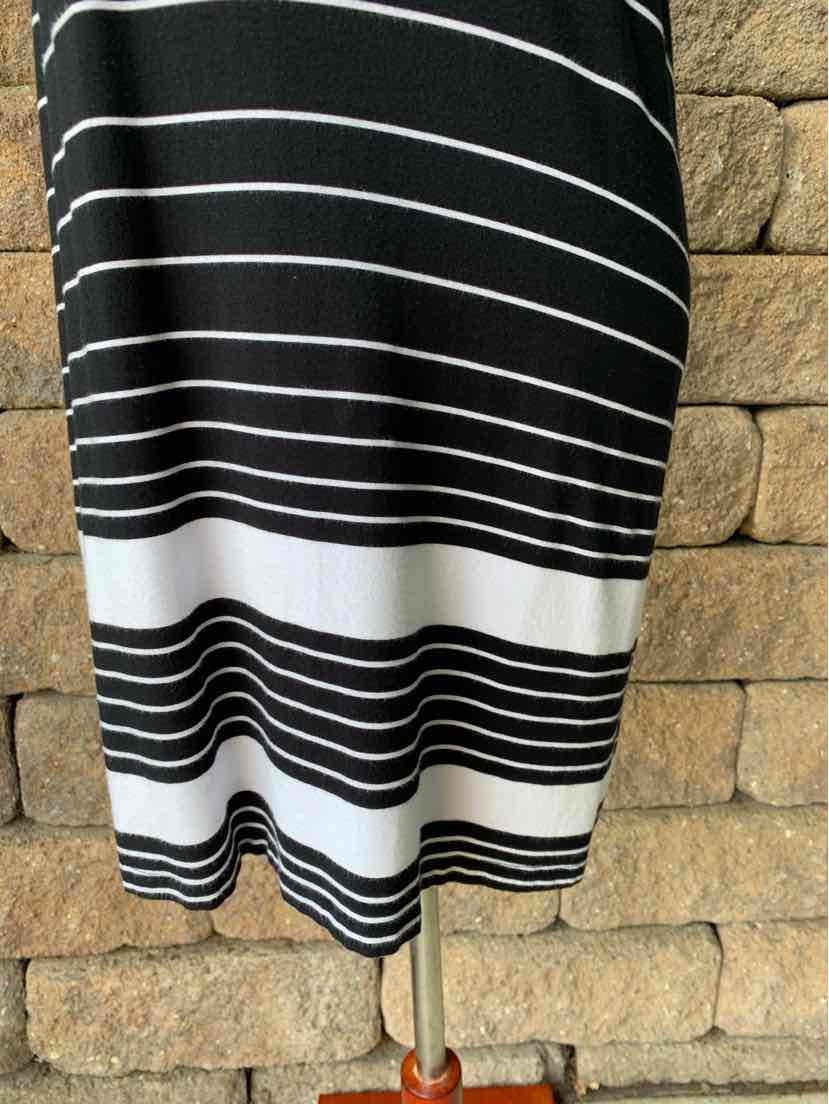 W ATHLETA BK Size SM DR