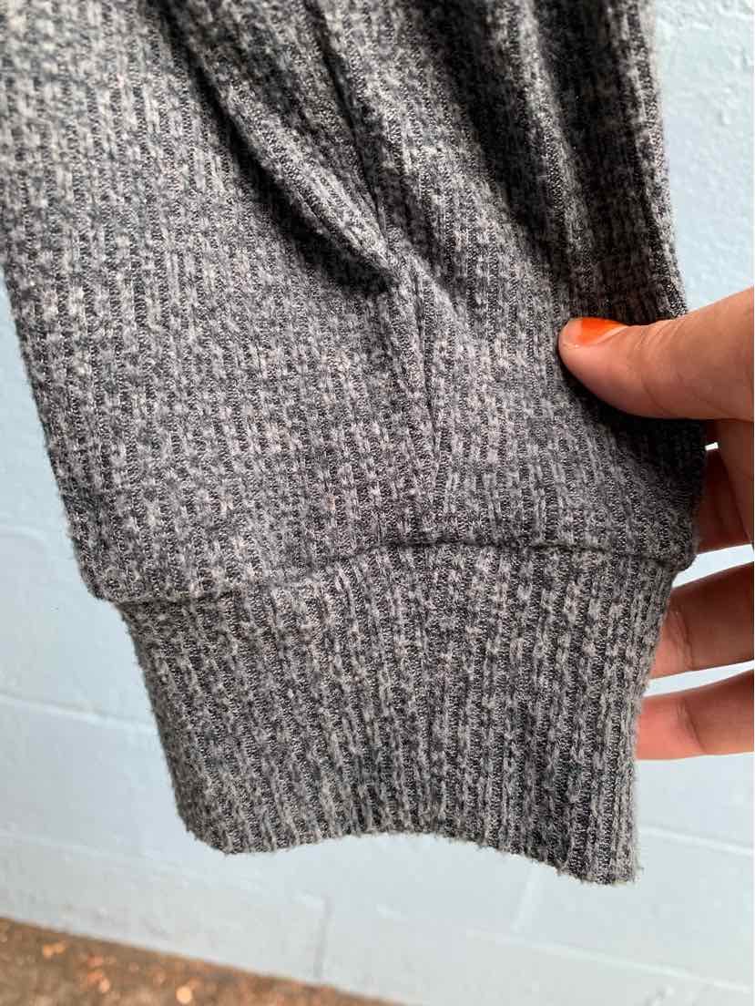 W OLD NAVY BL Size LG SW