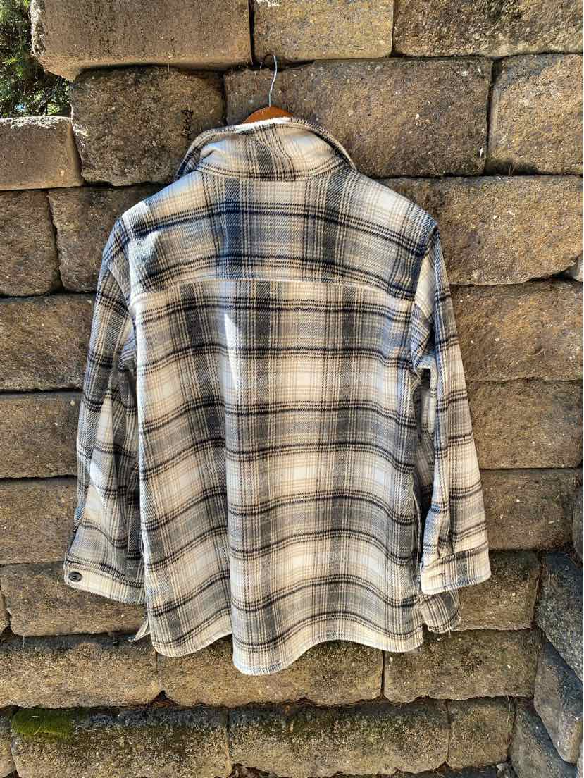 W H&M CR Size MED OW