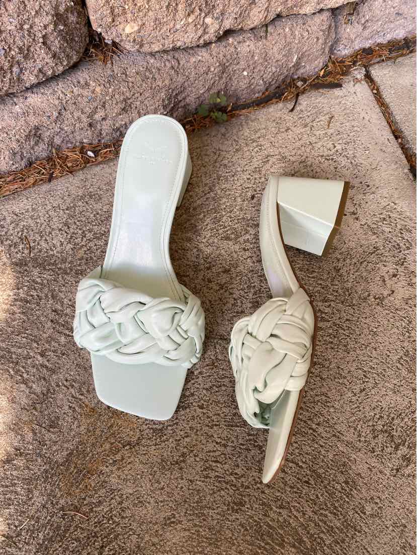 White open-toe mule sandals with braided strap and block heel, size 9.