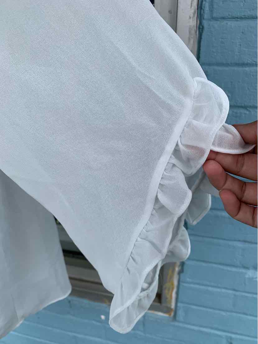 W CALVIN KLEIN WH Size LG T