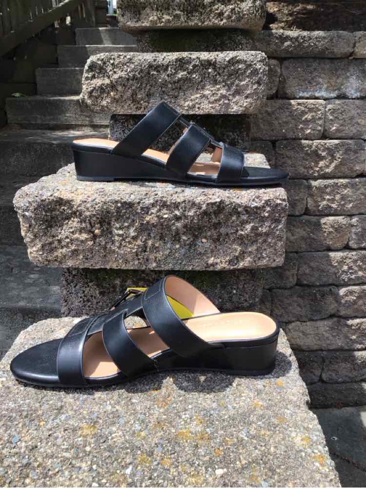 W AEROSOLES BK Size 8 SANDAL