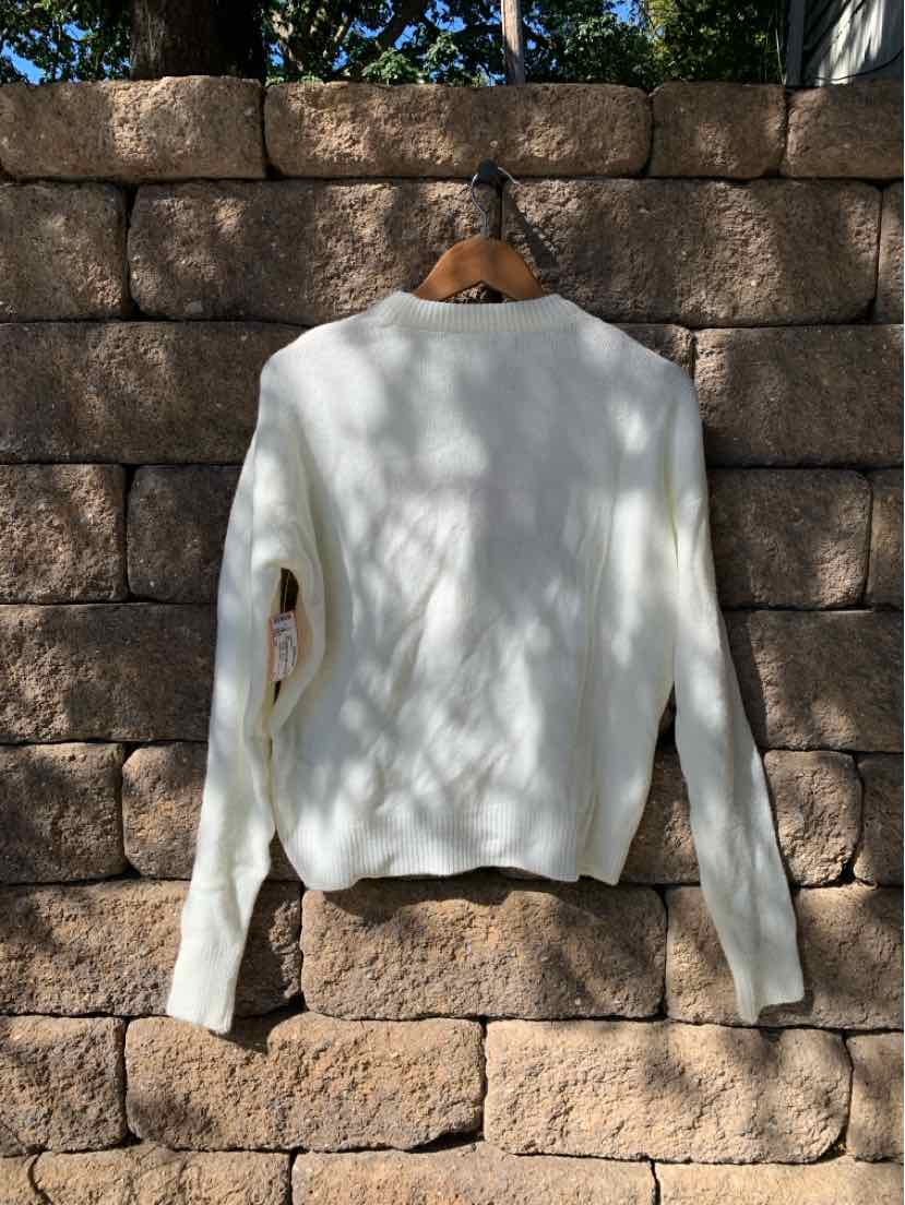 W NO LABEL WH Size LG SW