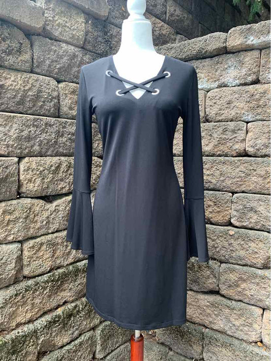 W MICHAEL KORS BK Size SM DR