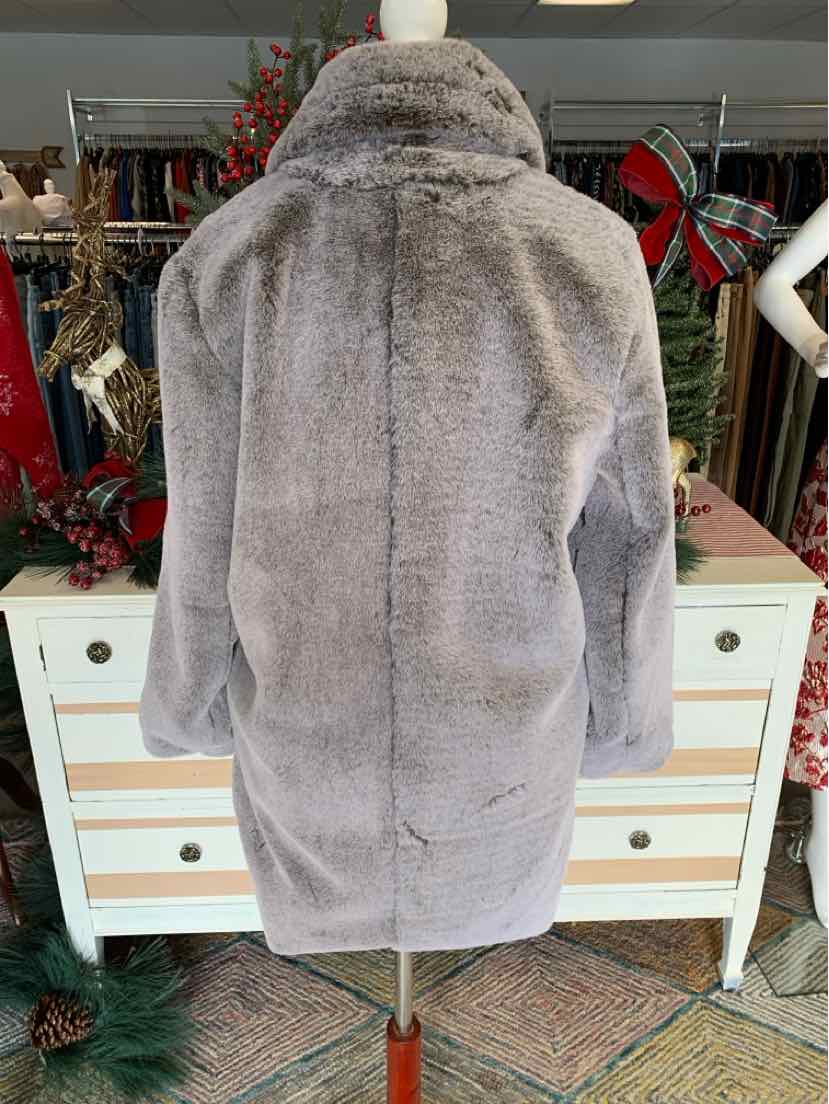 W DYLAN GY Size SM OW