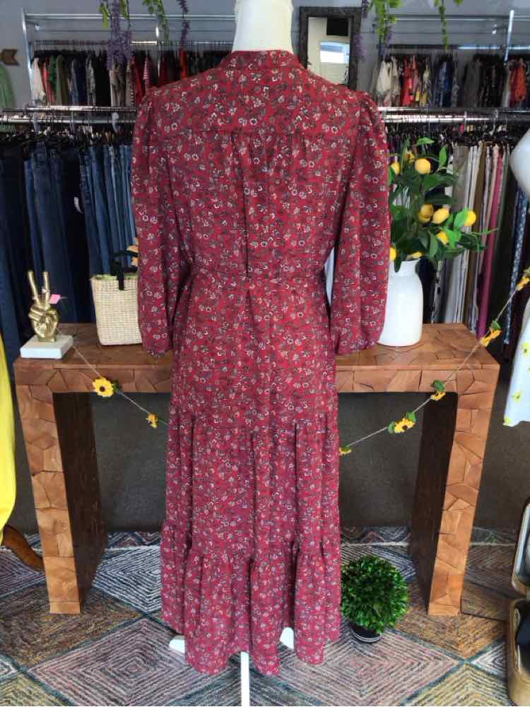 W MAX STUDIO RD Size LG DR