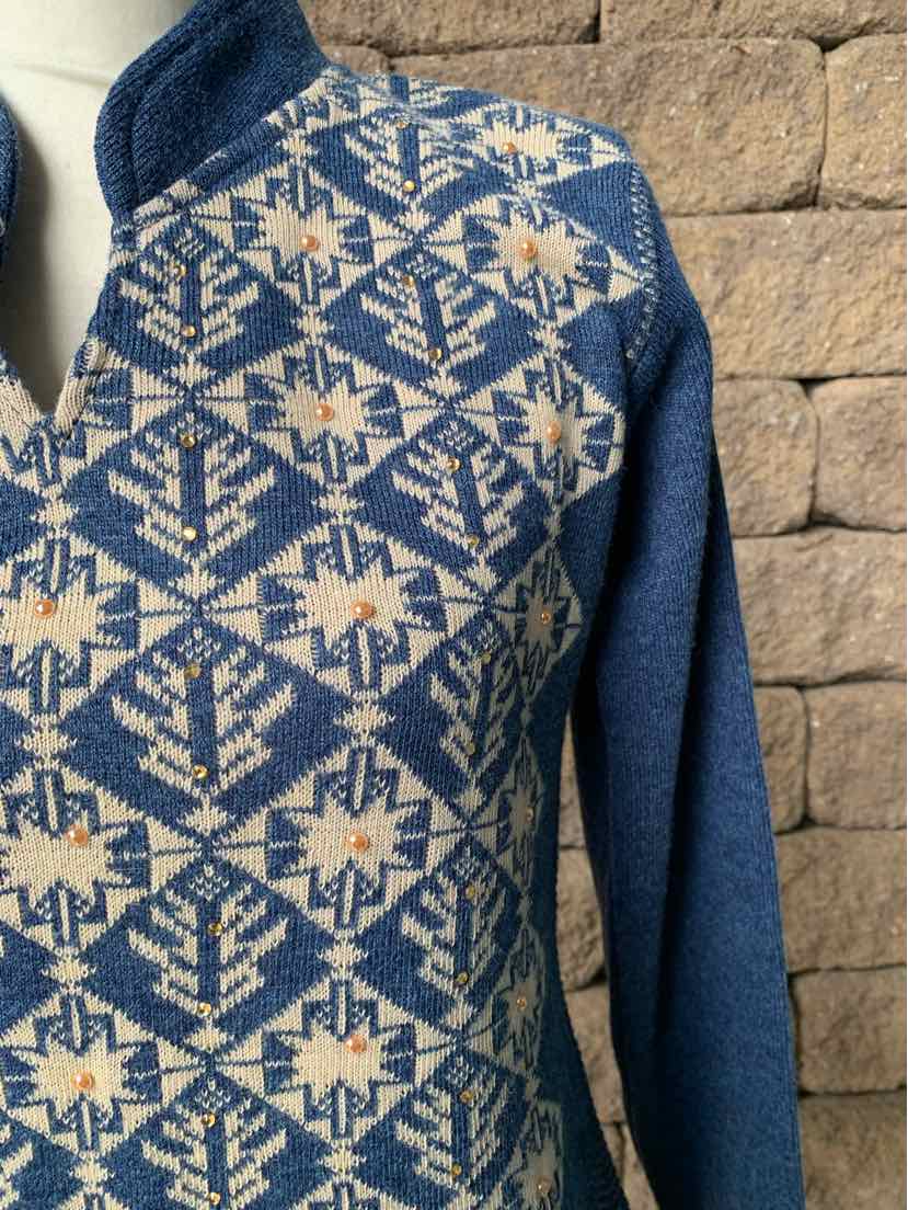 W NO LABEL BL Size XXL DR