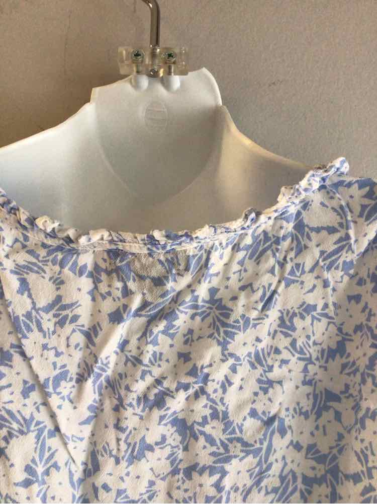 W TALBOTS BL Size XL T