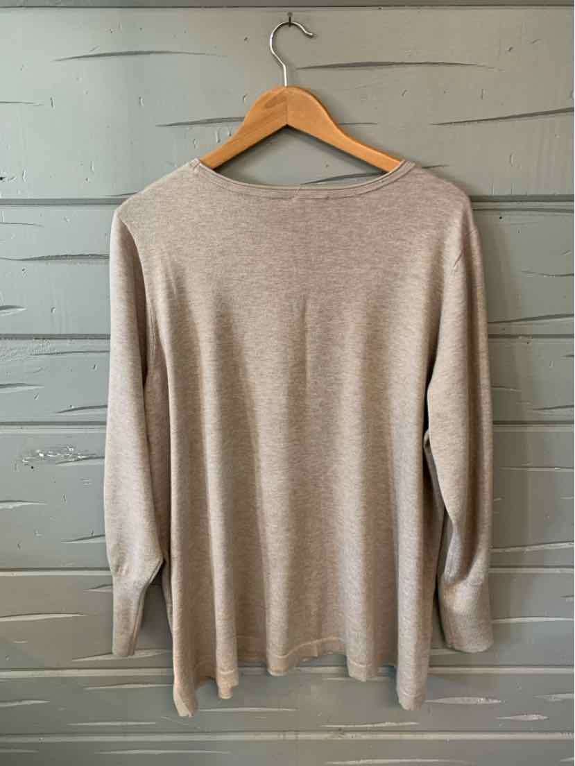 W CHICOS TAN Size XXL SW
