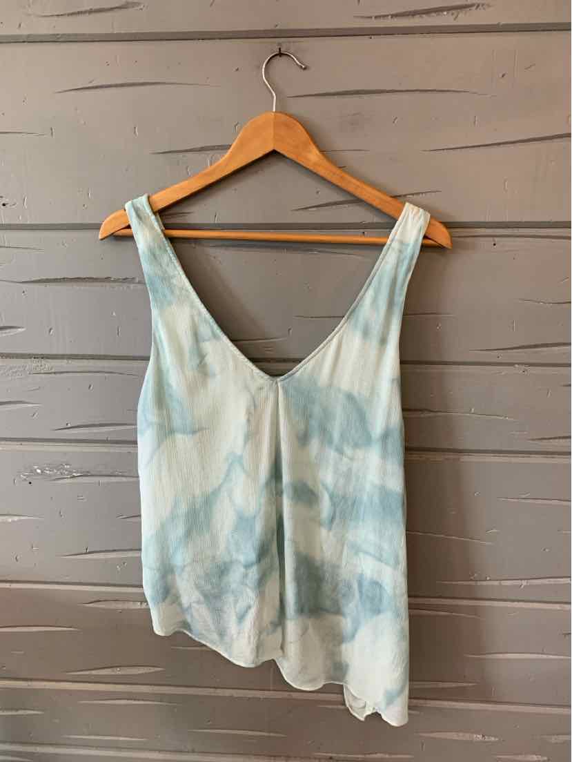 Light blue and white tie-dyed sleeveless tank top with a deep scoop neck and flowy hem.