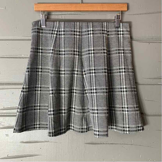 W AMERICAN EAGLE GY Size SM SK