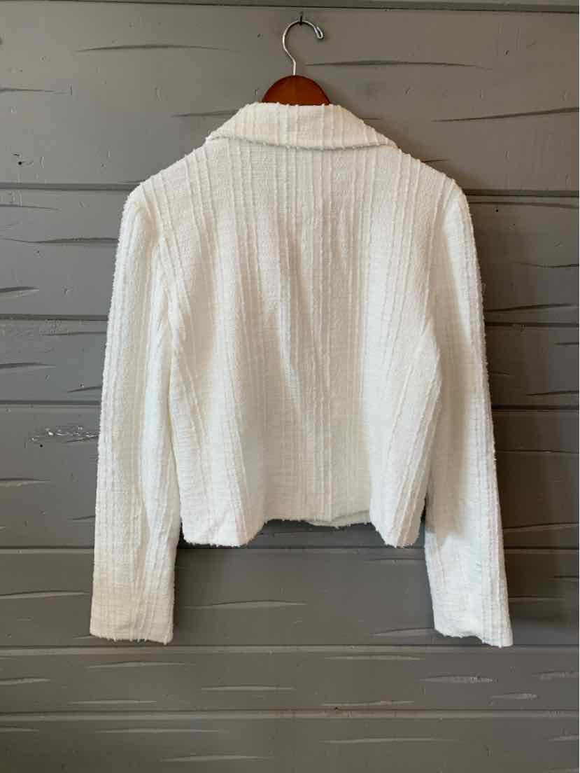 White ribbed knit long-sleeve sweater with a collar, medium size.