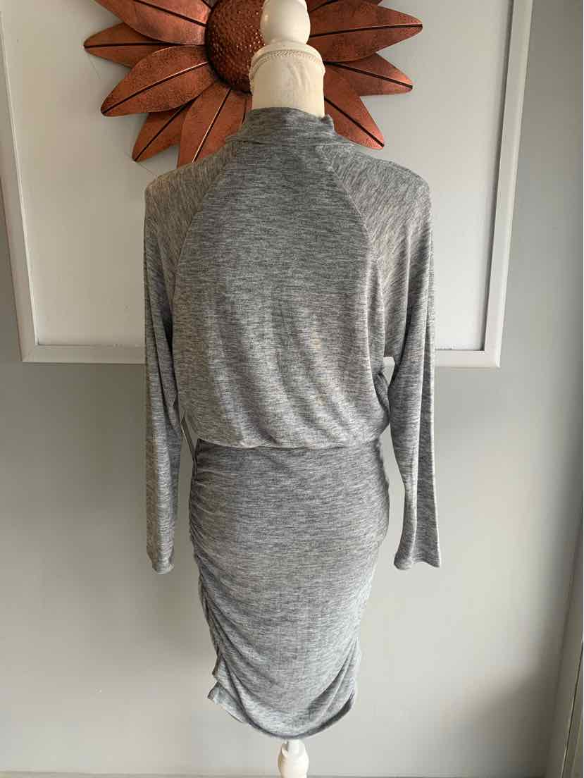 W EXPRESS GY Size SM DR