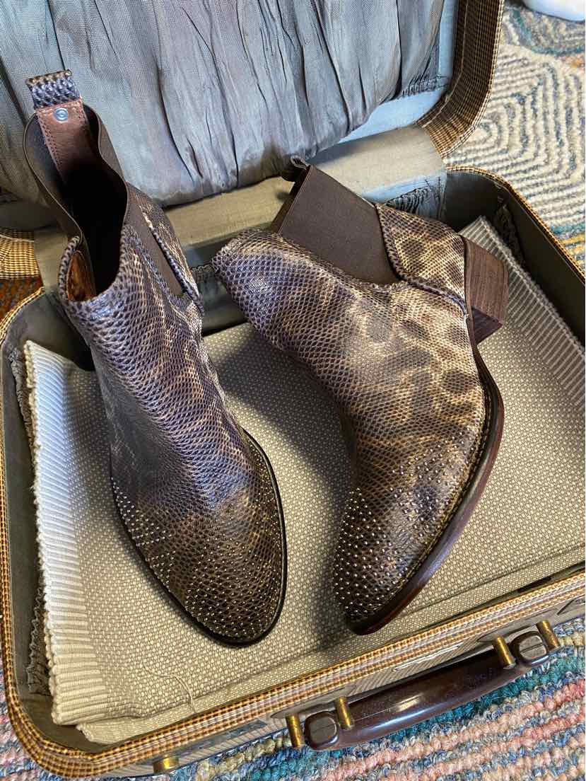 W DONALD PLINER BR Size 9.5 BOOT