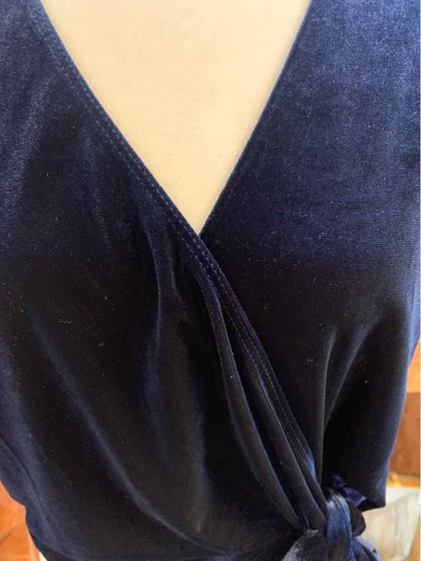 W AQUA NY Size LG T