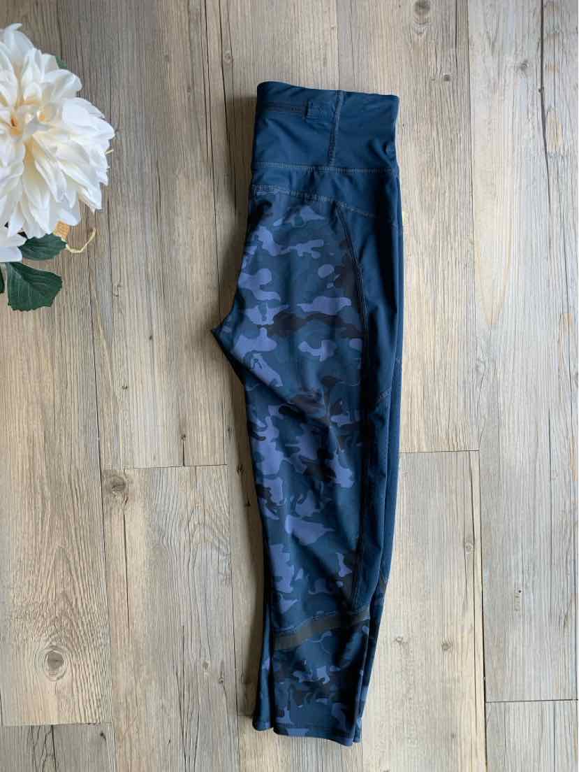 W SWEATY BETTY NY Size SM AW