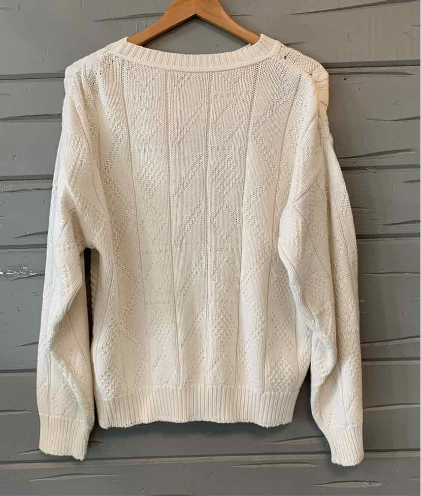 W NO LABEL IV Size LG T