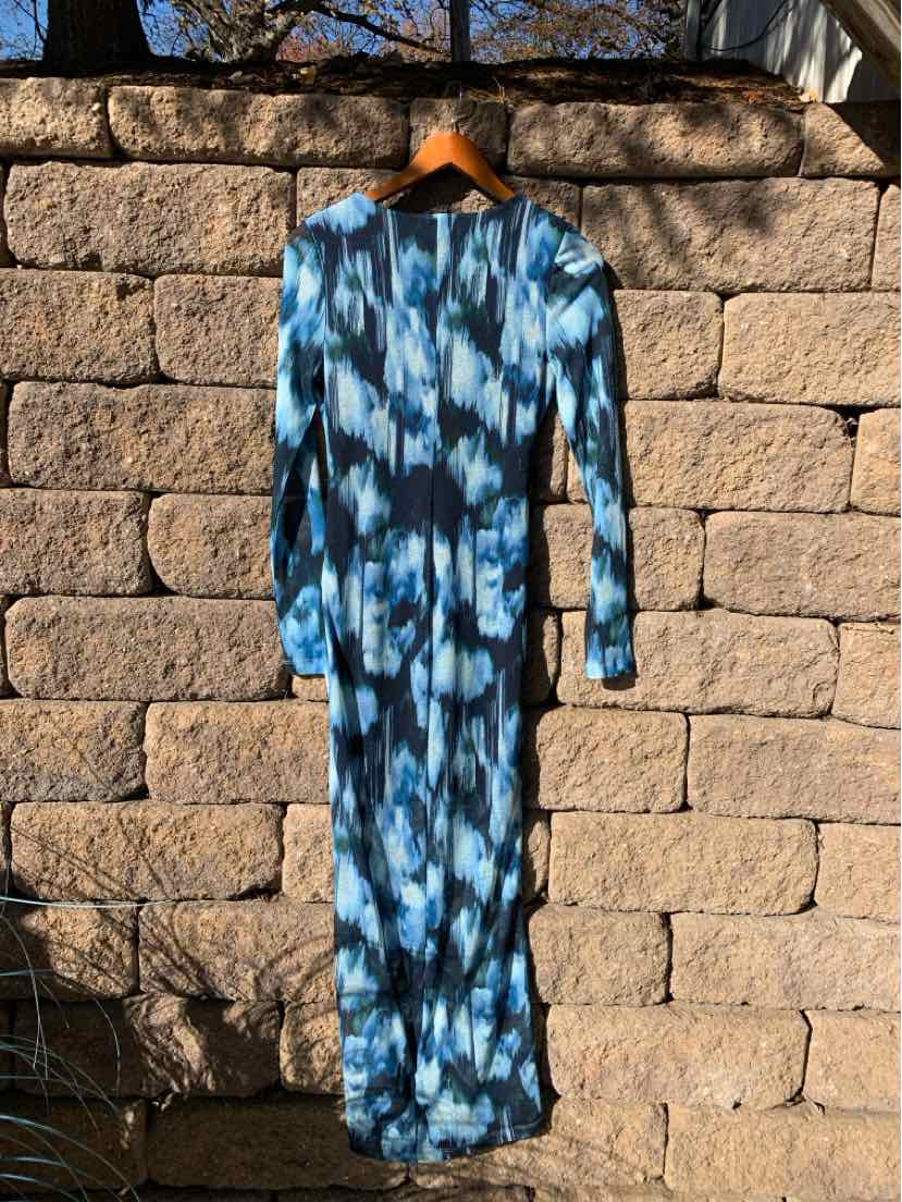 W ABERCROMBIE AND FITCH BL Size SM DR