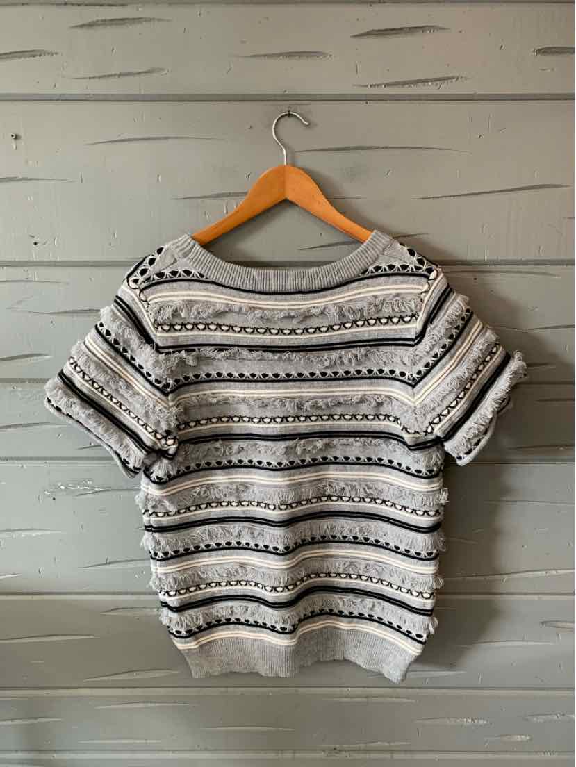 Gray and white short-sleeve knit sweater with horizontal stripe patterns, medium size.