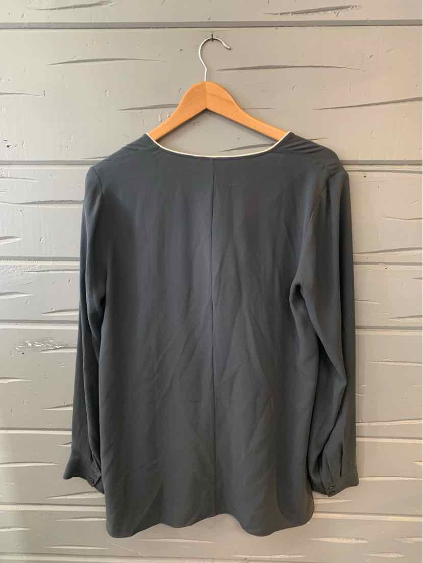 W EILEEN FISHER GY Size SM T