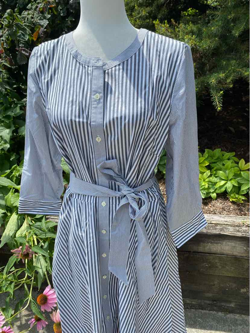 W TALBOTS GY Size 14 DR