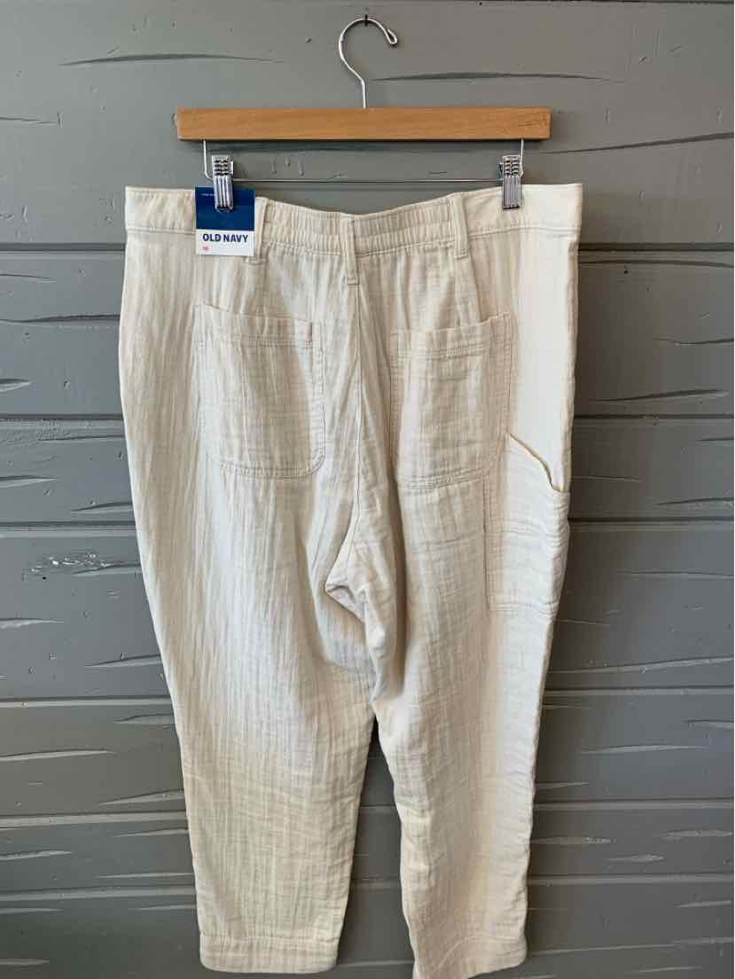 W OLD NAVY TAN Size 16 P