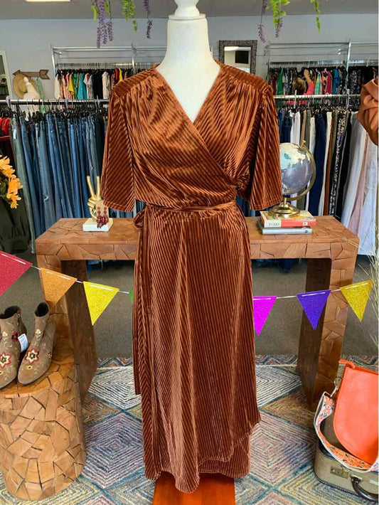 W SIMPLEE PLUS BRONZE Size 3X DR