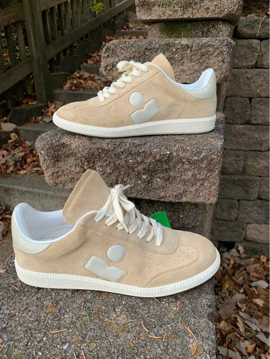 W ISABEL MARANT TAN Size 9 SNEAKER