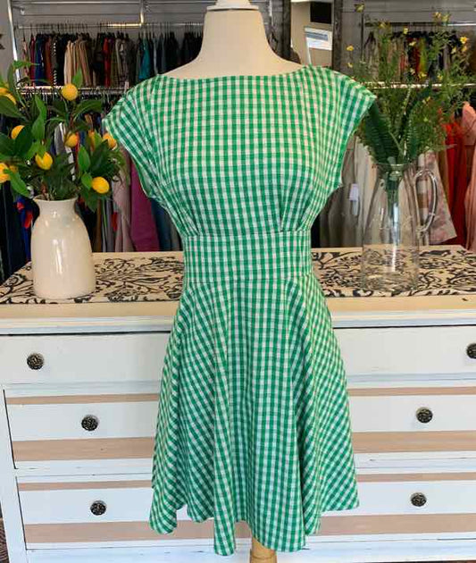 W KATE SPADE GR Size SM DR