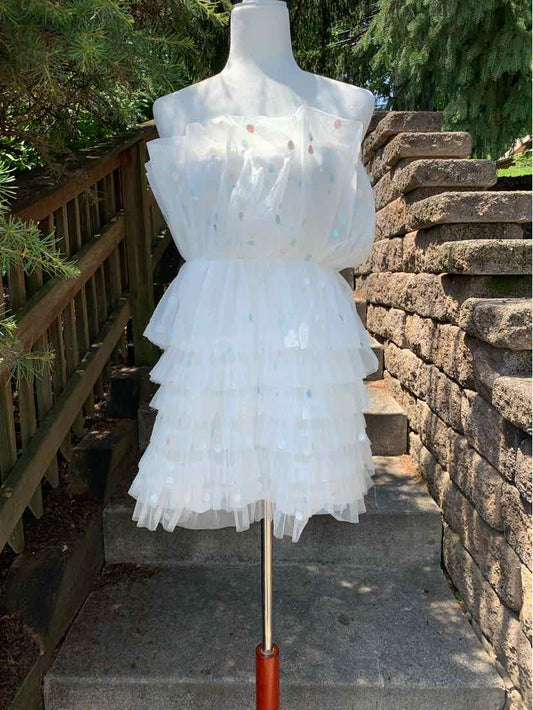 W STORIA WH Size MED DR