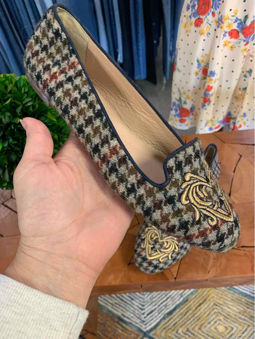 W J CREW MULTI Size 8 SHOE