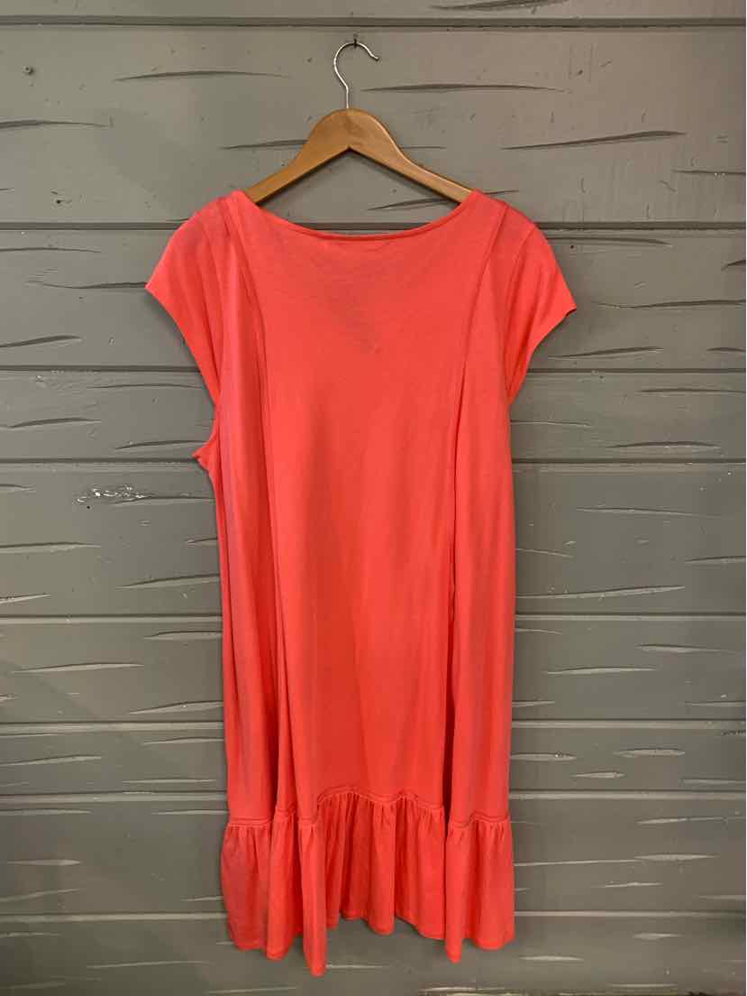 Coral orange short-sleeve cotton dress with ruffled hem, sized 1X.
