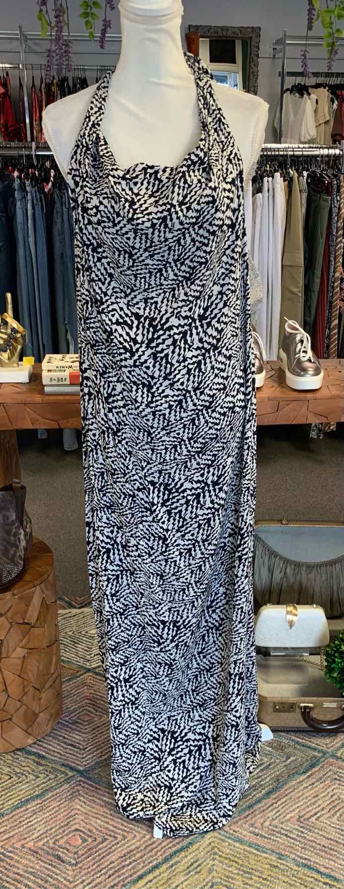 W GLAMOROUS BK Size XS DR
