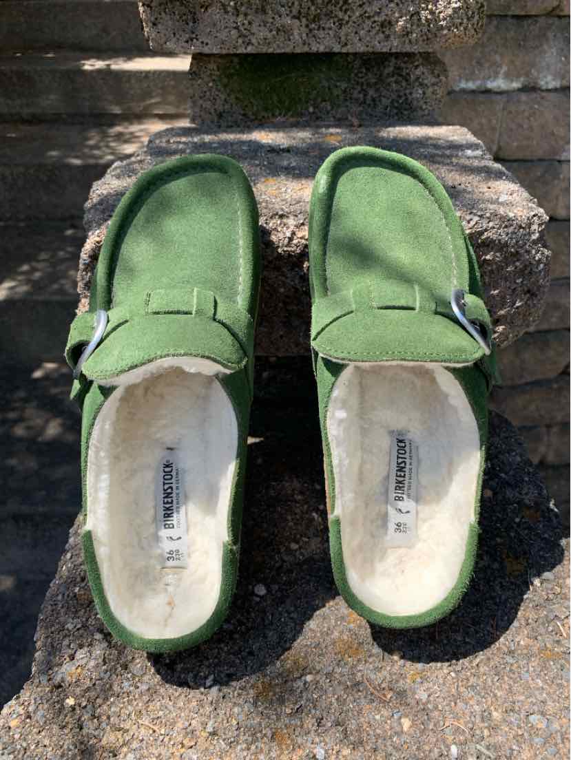 W BIRKENSTOCK GR Size 6 SHOE