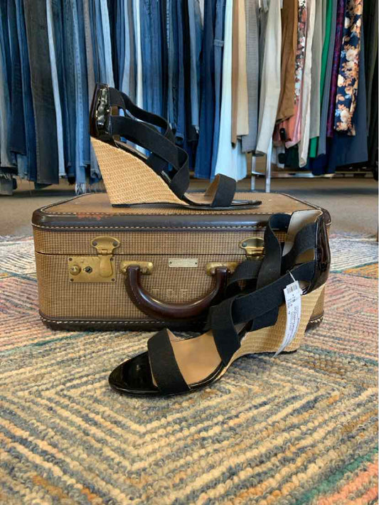 W ANN TAYLOR BK Size 9 SHOE