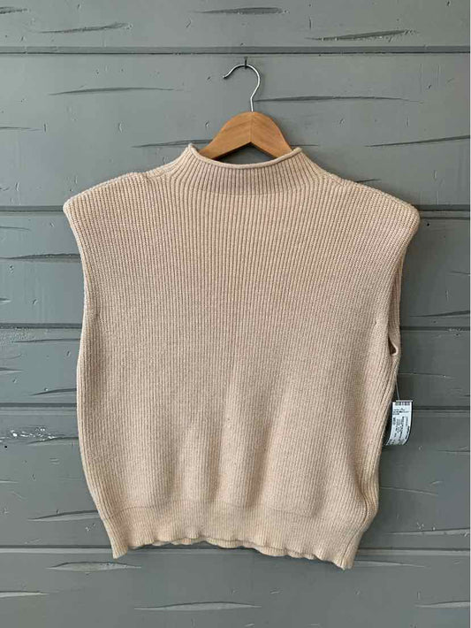 W NO LABEL BEIGE Size MED T