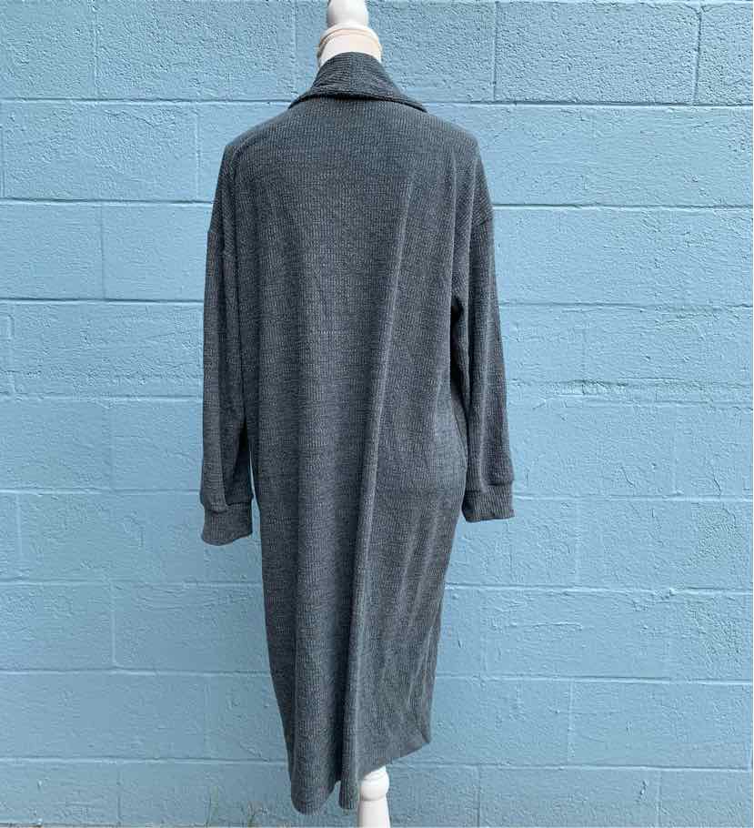 W OLD NAVY BL Size LG SW