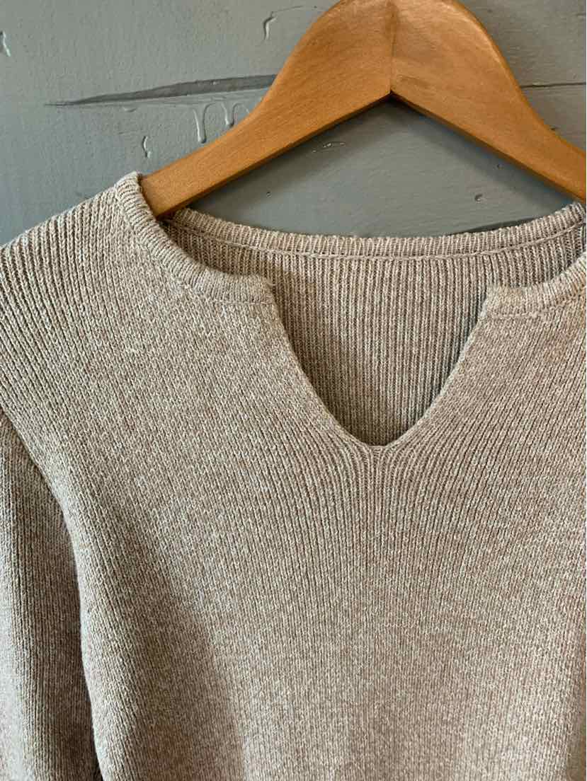W COMMENSE BEIGE Size SM DR