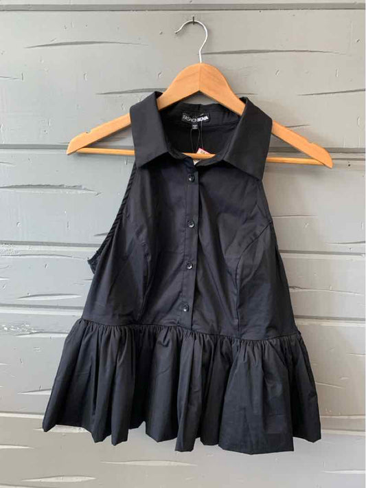 Black sleeveless button-up top with collar and ruffled hem in size large.