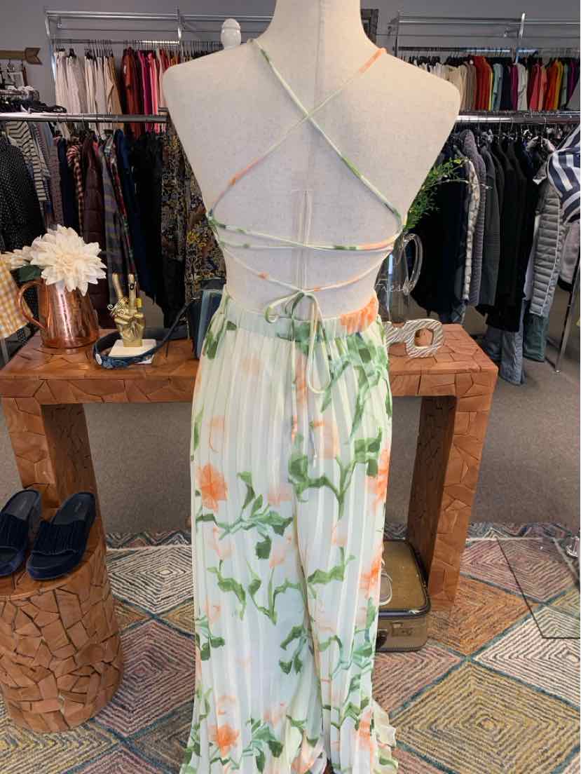 W FASHION NOVA GR Size XL JS