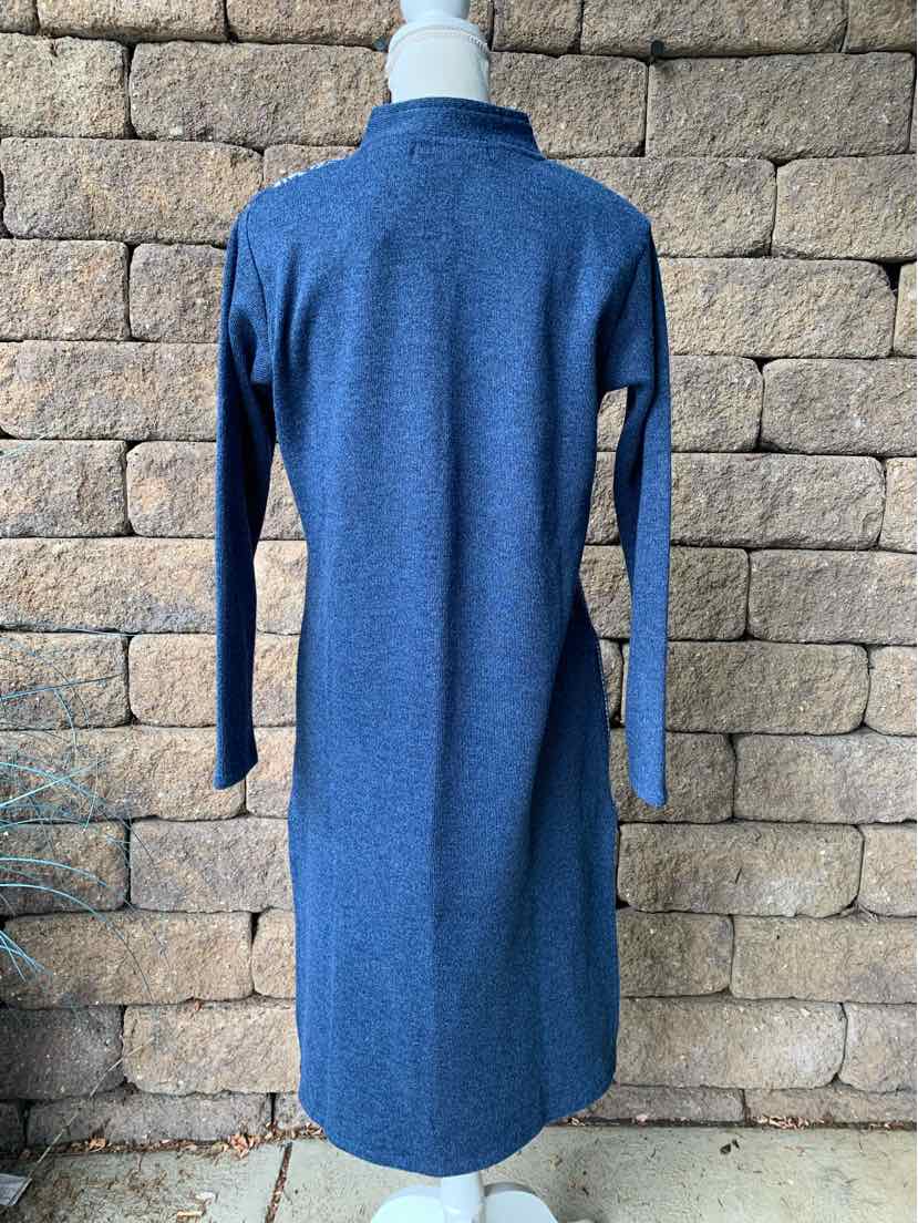 W NO LABEL BL Size XXL DR