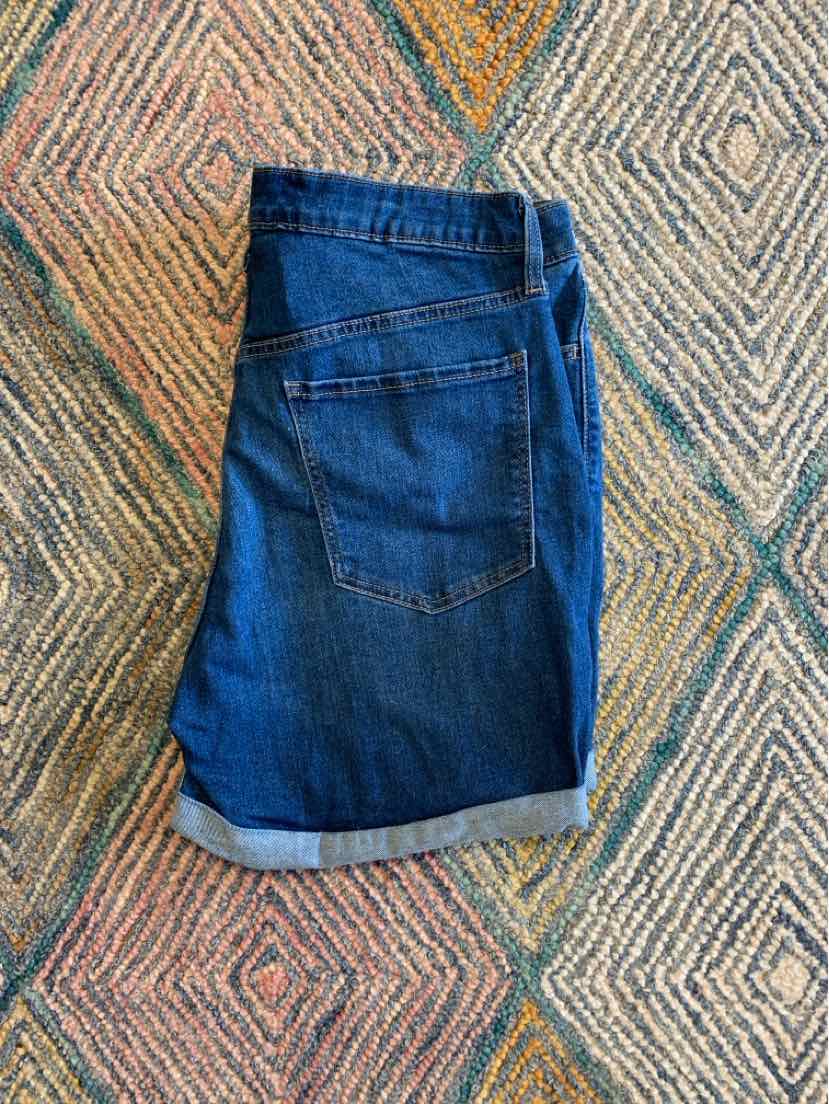 W OLD NAVY BL Size 14 SHTS