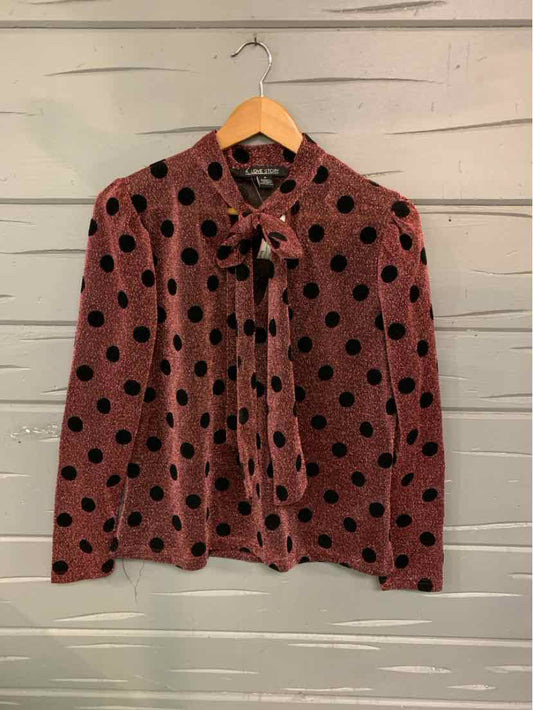 W A LOVE STORY BURG Size MED T