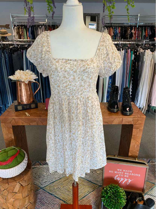 W AMERICAN EAGLE TAN Size SM DR