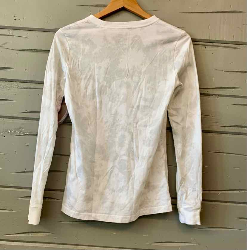 W NIKE GY Size SM AW