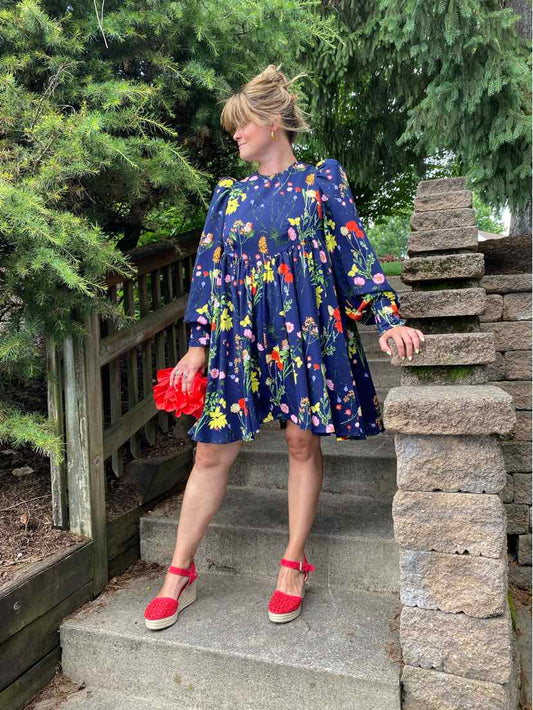 W POMANDER PLACE NY Size LG DR