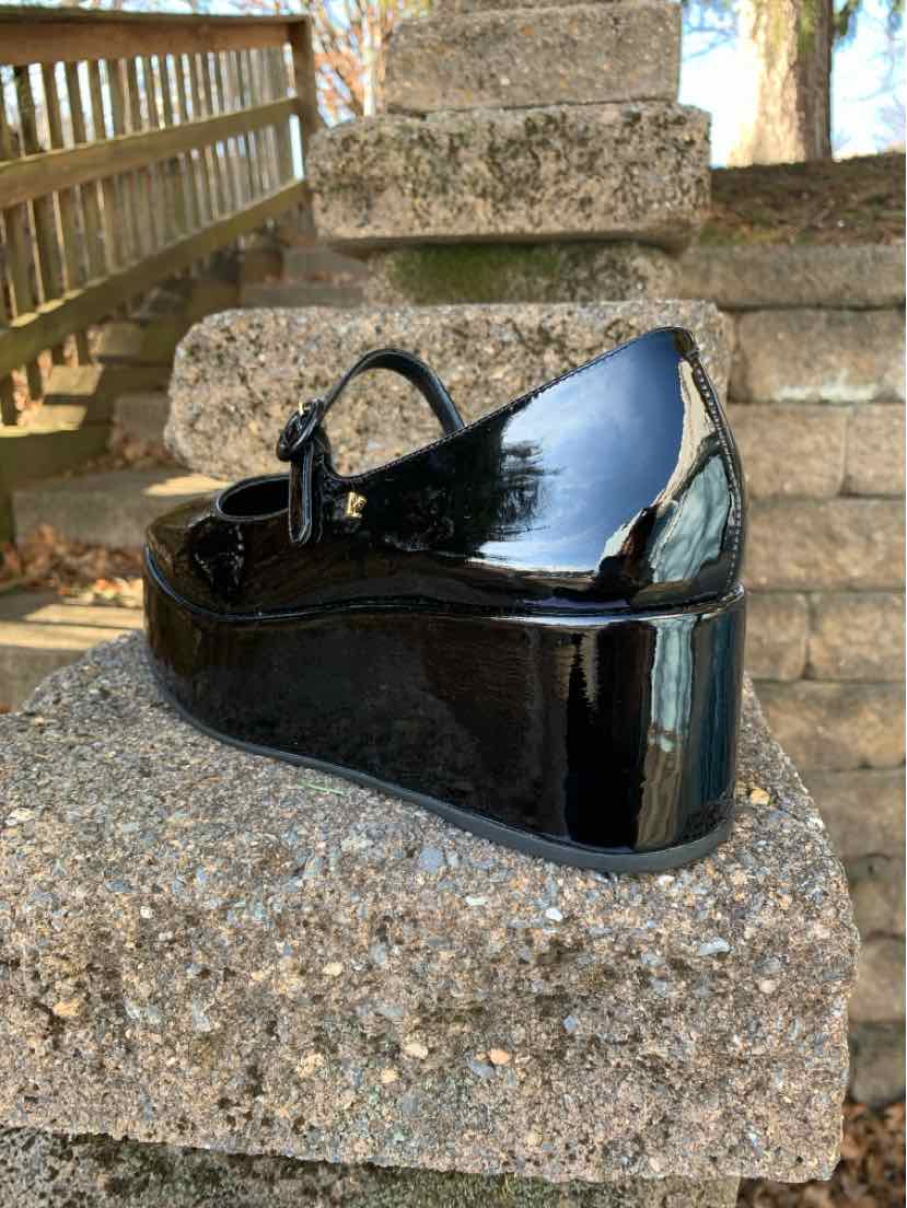 W LARROUDE BK Size 9.5 SHOE